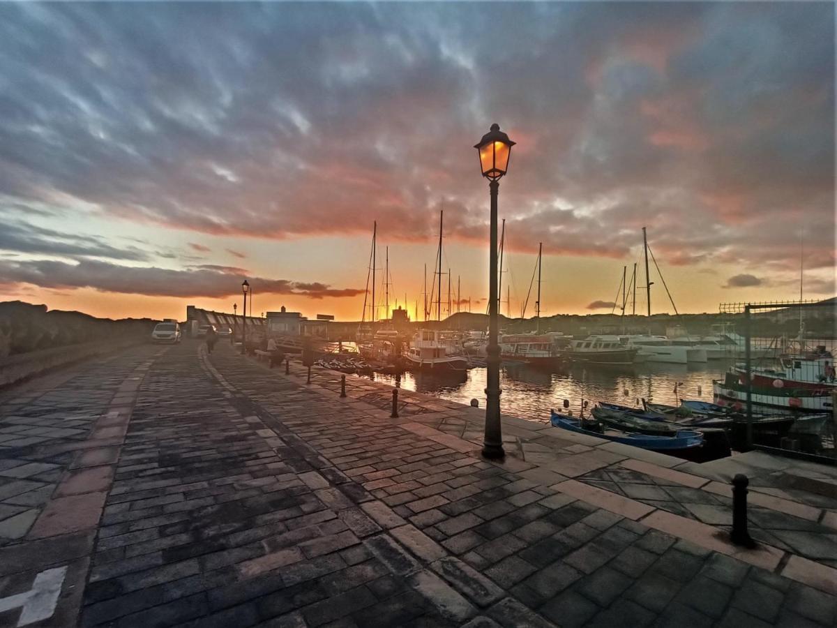 Appartamento Sunny-Harbour Arona  Esterno foto