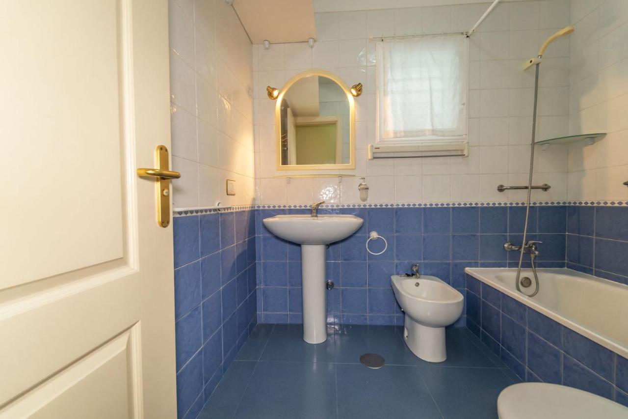 Appartamento Sunny-Harbour Arona  Esterno foto
